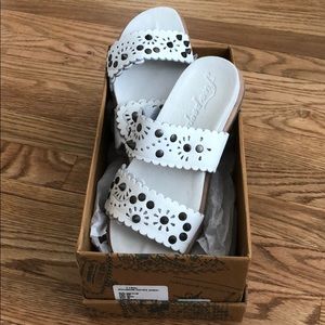 Free People Shoes - NWT Free People sandal Free People Shoes - NWT Free People sandal